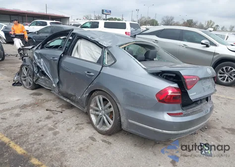 2018 Volkswagen Passat 2.0T R-Line/2.0T S from USA, damaged, VIN 1VWAA7A32JC033484